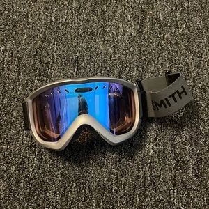 Smith Optics Snowboarding Goggles